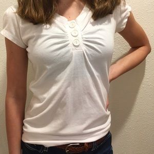 WHITE BUTTON TOP